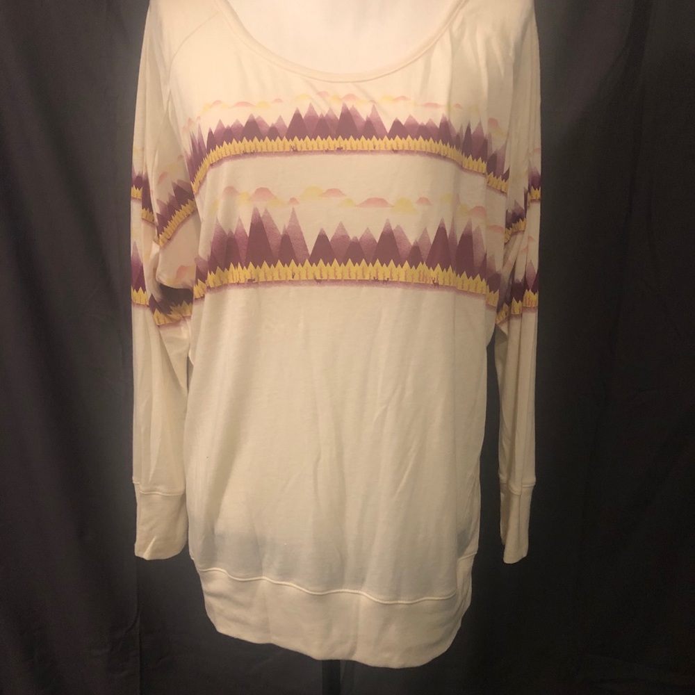 Euc Threadless Winter Scene Top - image 4